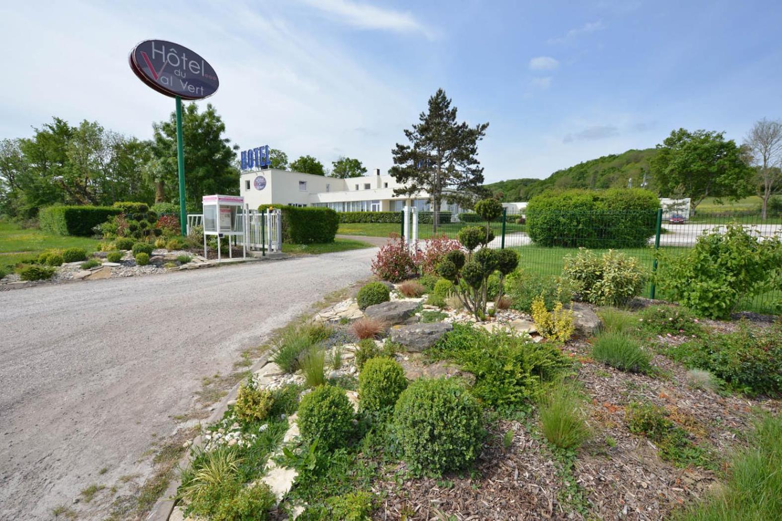 Hotel Du Val Vert Pouilly-en-Auxois Εξωτερικό φωτογραφία